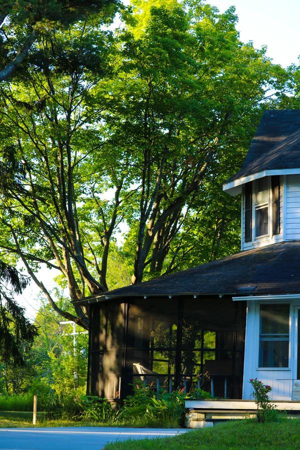 Mill Pond Inn Northport Esterno foto